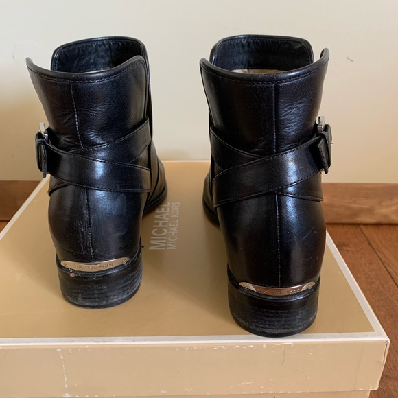 Michael Kors booties - Picture 3 of 3